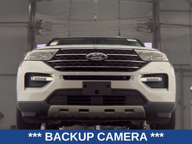 Certified 2022 Ford Explorer XLT w/ Equipment Group 202A AWD/4WD image 3