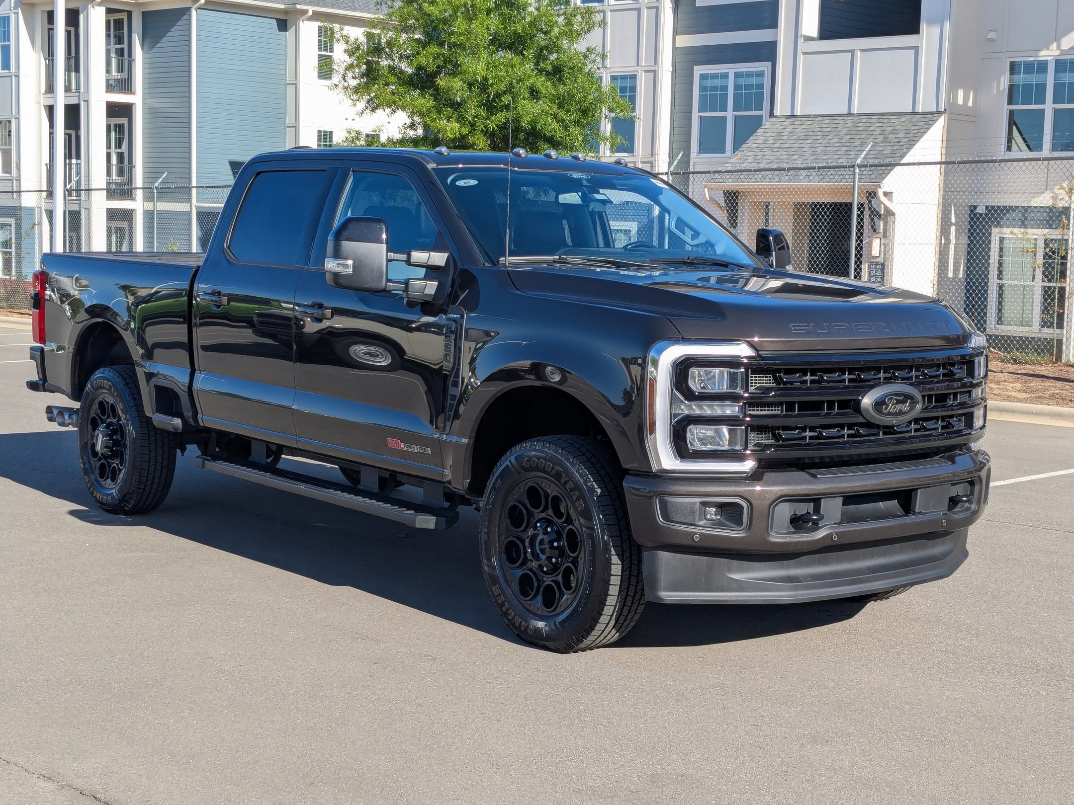 Certified 2024 Ford F350 Lariat w/ Lariat Ultimate Package AWD/4WD image 2