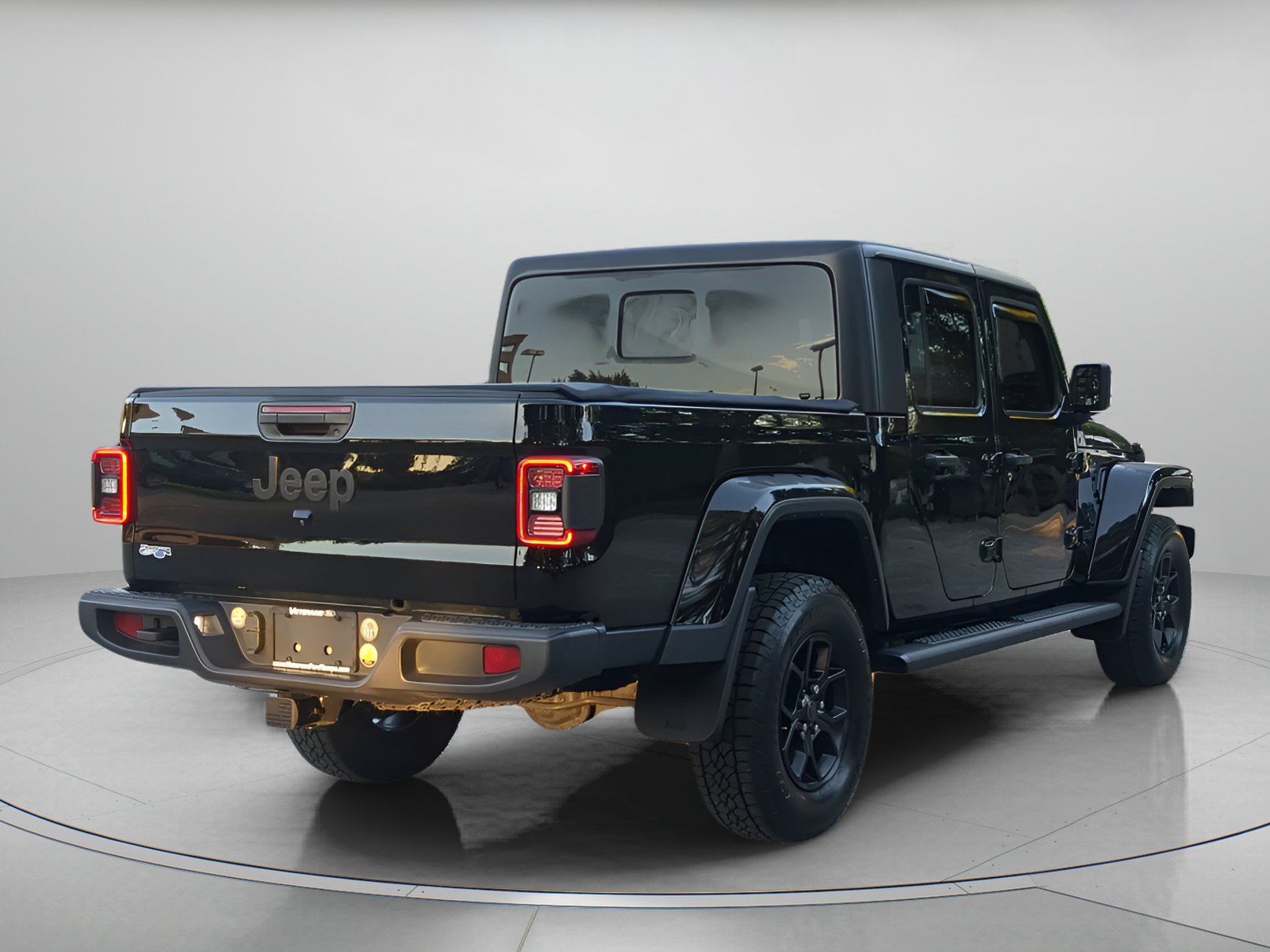 Used 2024 Jeep Gladiator Sport AWD/4WD image 40