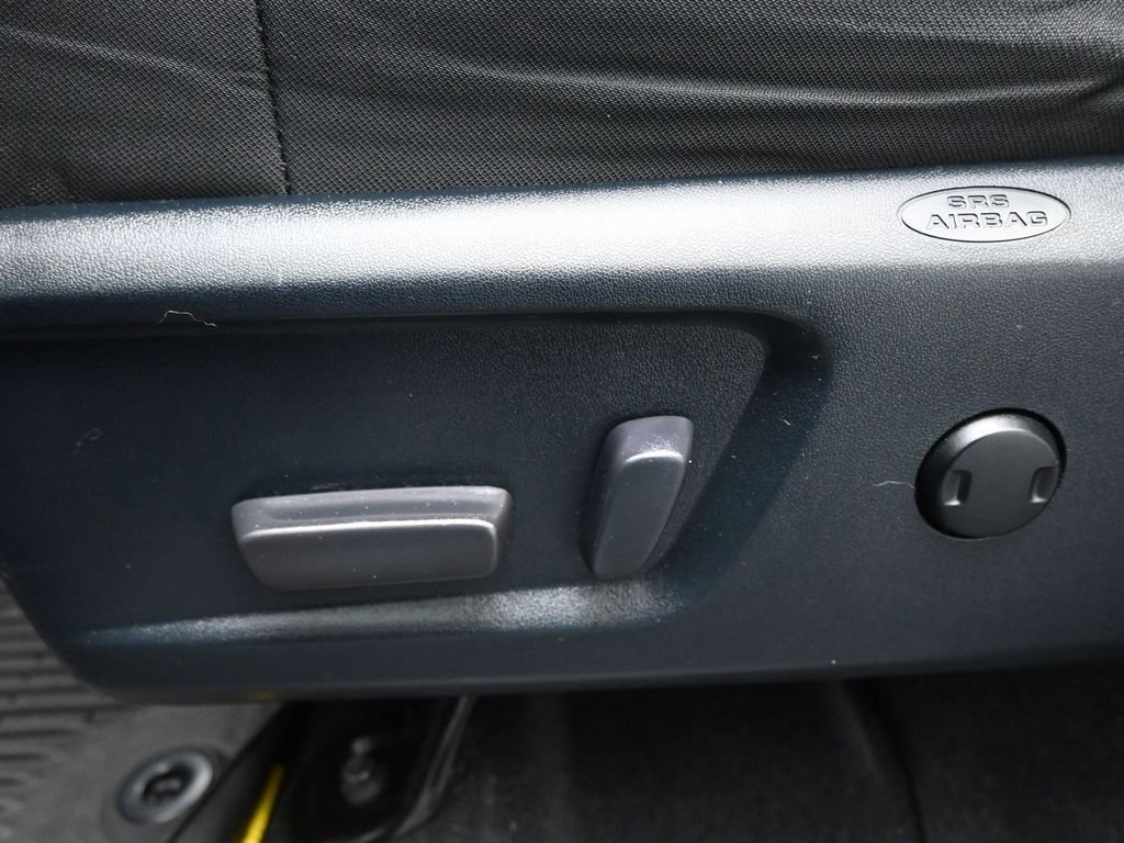 Used 2018 Toyota Tundra SR5 w/ TRD Off Road Package image 11