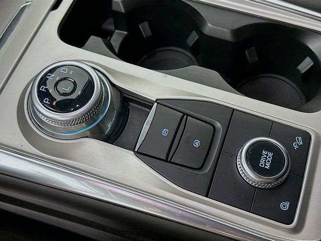 Certified 2022 Ford Explorer XLT w/ Equipment Group 202A image 23