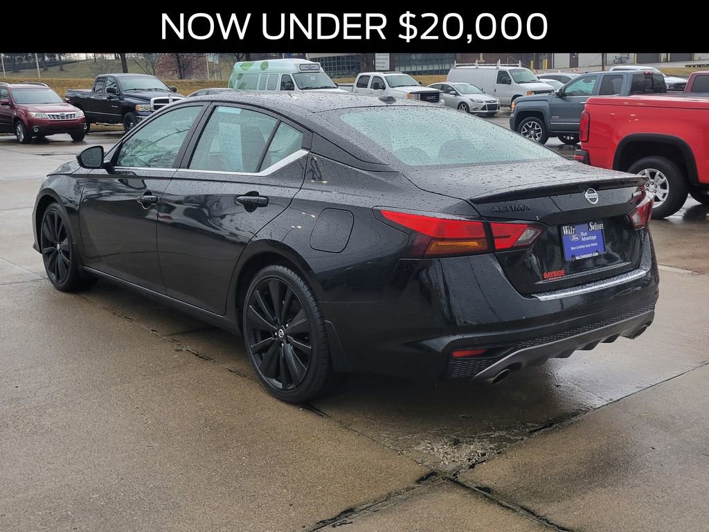 Used 2022 Nissan Altima 2.5 SR w/ Midnight Edition Package image 3