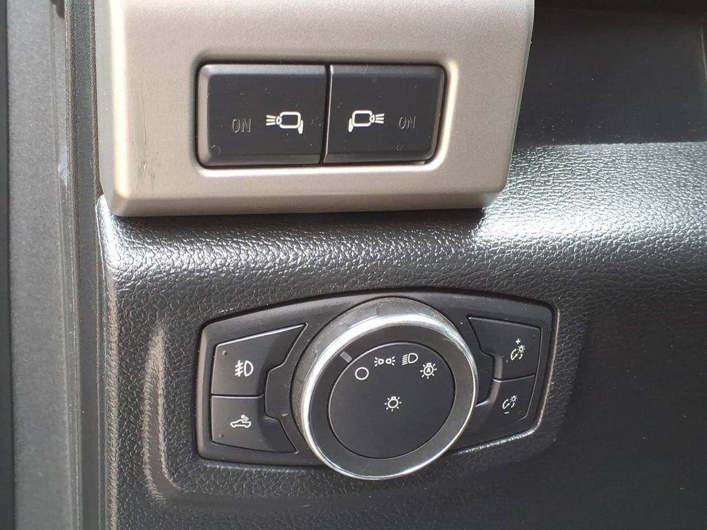 Certified 2019 Ford F350 Lariat w/ Lariat Ultimate Package AWD/4WD image 23