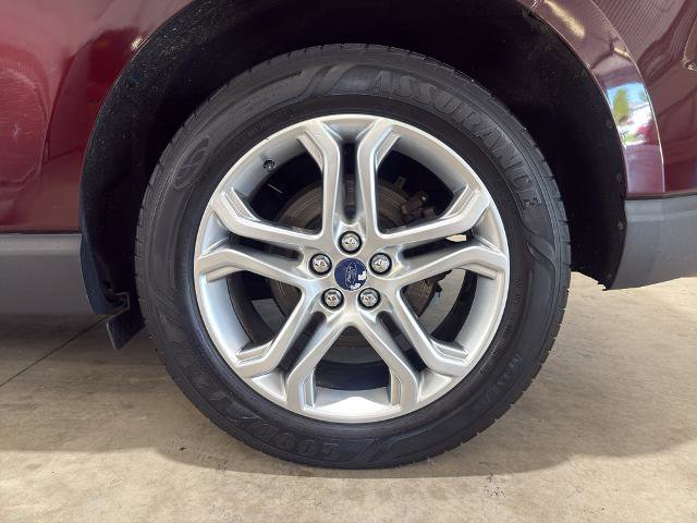 Certified 2017 Ford Edge Titanium w/ Equipment Group 301A AWD/4WD image 8