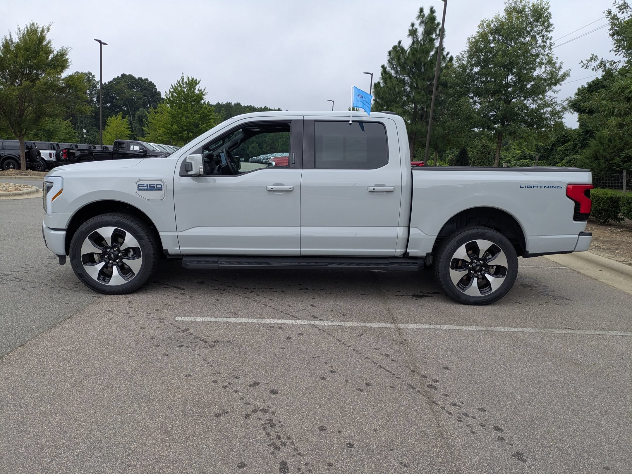 Certified 2024 Ford F150 Lightning Platinum AWD/4WD image 7