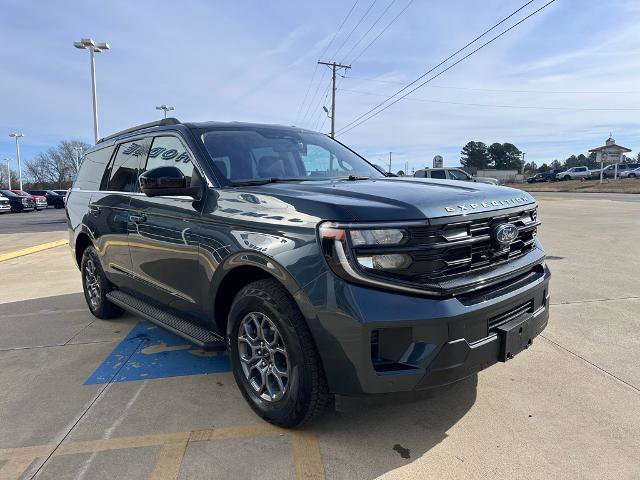 Certified 2025 Ford Expedition Active image 6