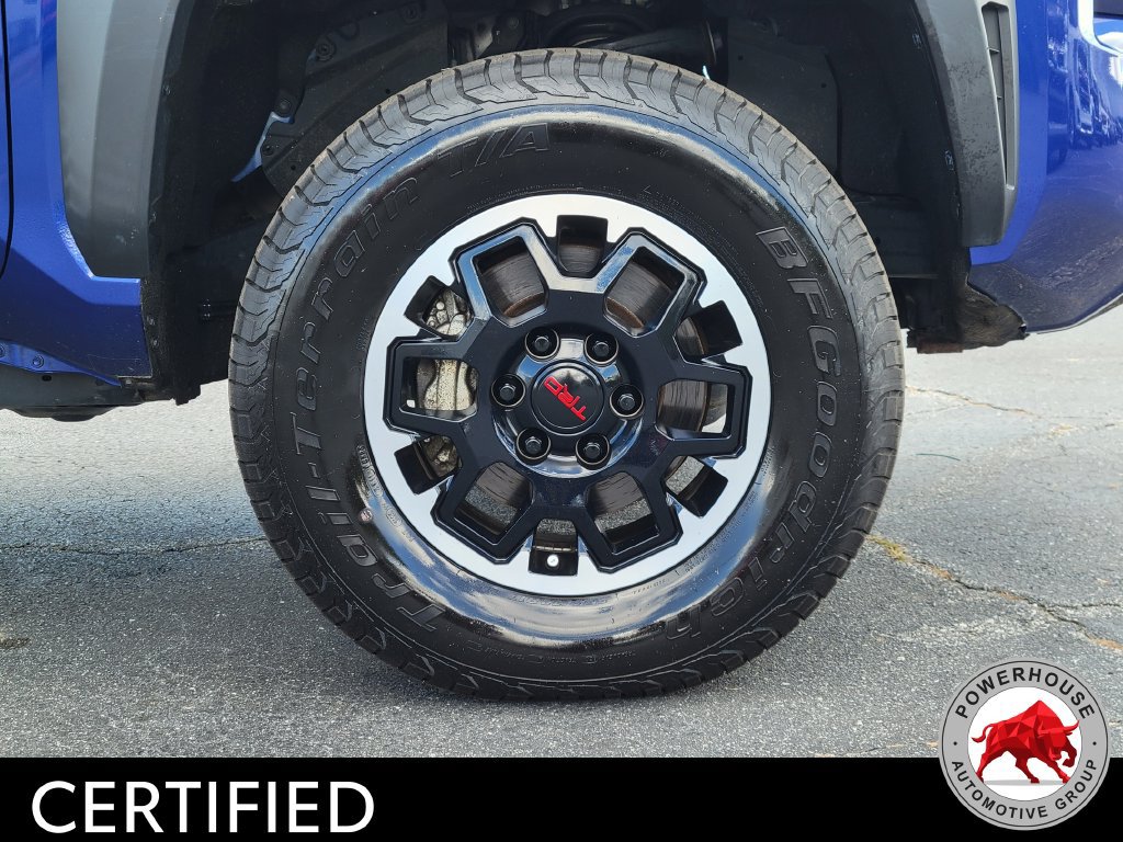 Used 2024 Toyota Tacoma TRD Off-Road AWD/4WD image 12