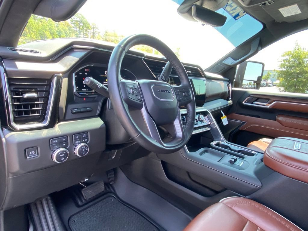 Used 2025 GMC Sierra 2500 Denali Ultimate w/ Max Trailering Package AWD/4WD image 9