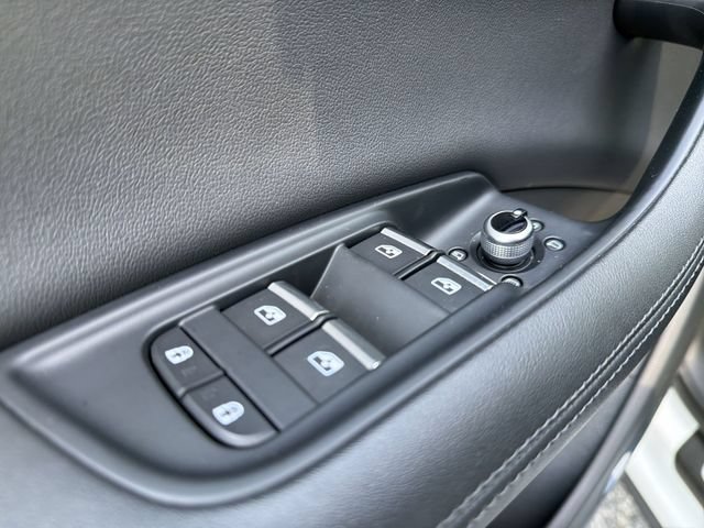 Used 2023 Audi Q7 3.0T Premium Plus AWD/4WD image 13