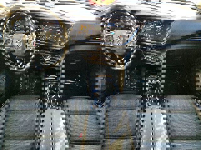 Used 2023 Buick Envision Essence image 9