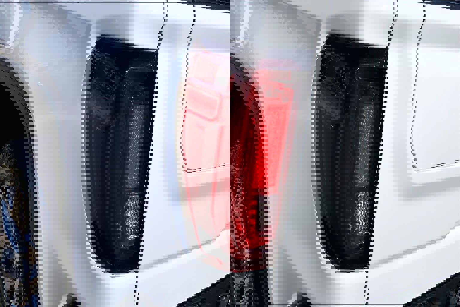 Used 2022 GMC Sierra 1500 SLT w/ SLT Convenience Package image 28