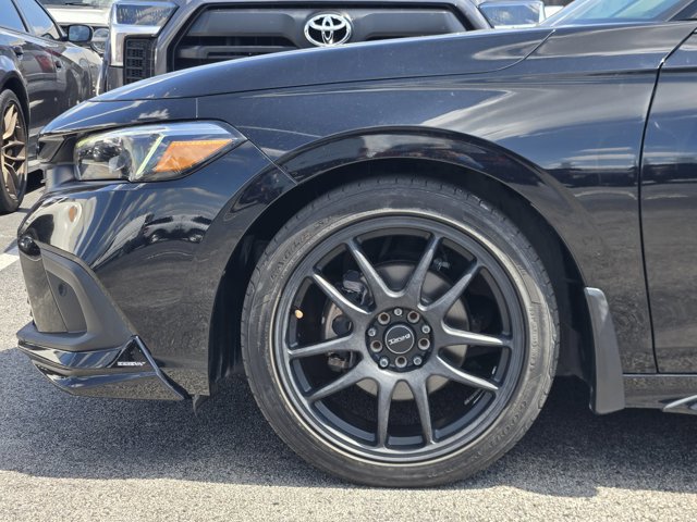 Used 2022 Honda Civic Touring image 9