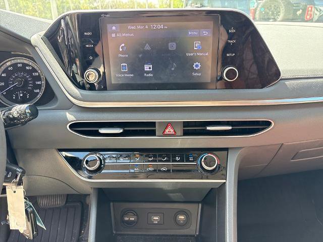 Used 2023 Hyundai Sonata SE w/ Cargo Package image 18