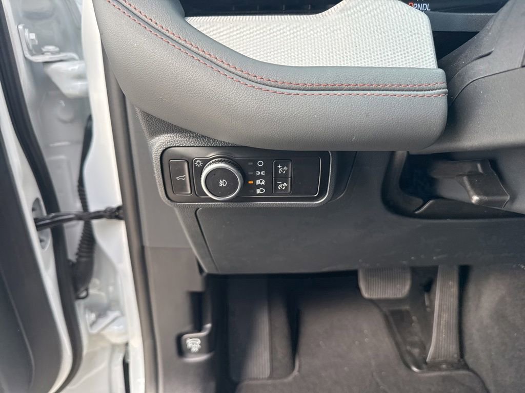 Certified 2026 Ford Explorer Active w/ Active Comfort Package RWD image 12