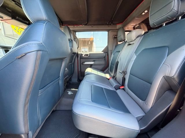 Certified 2022 Ford Bronco Outer Banks w/ Sasquatch Package AWD/4WD image 22