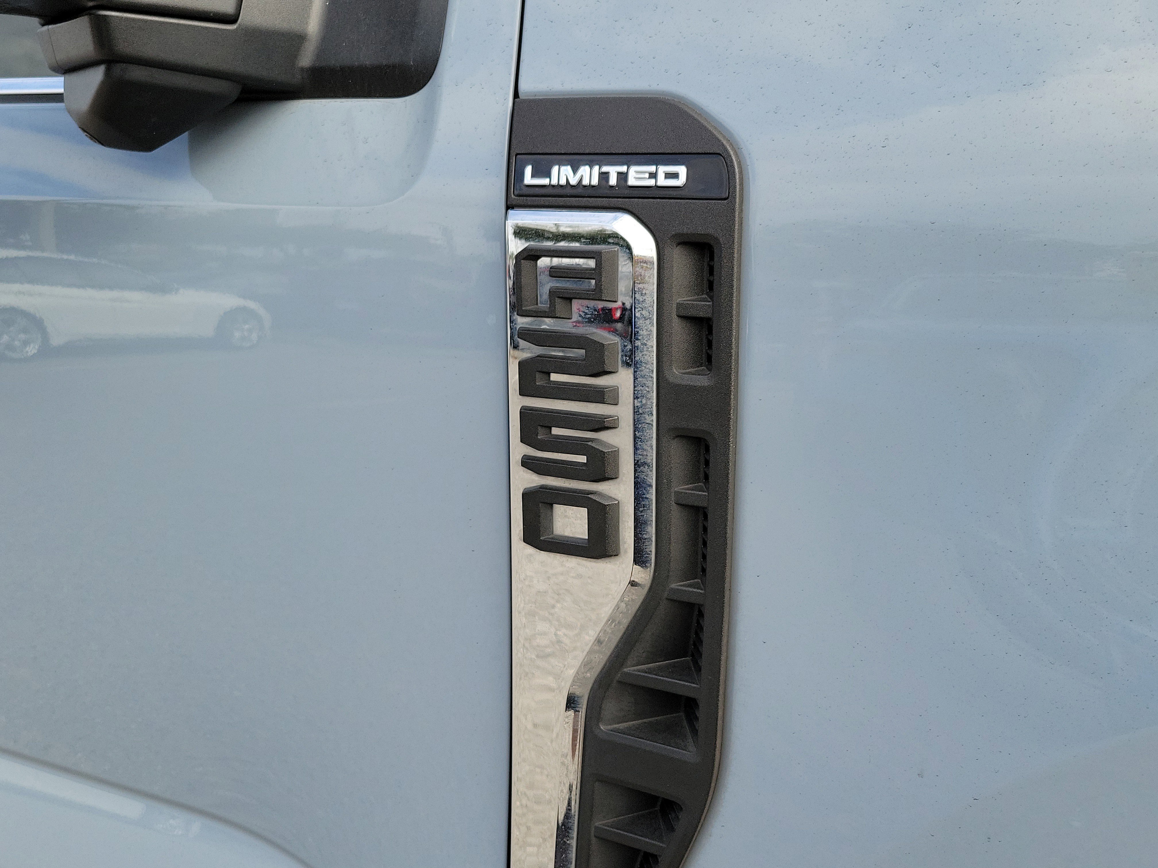 Certified 2024 Ford F250 Limited w/ FX4 Off-Road Package image 42