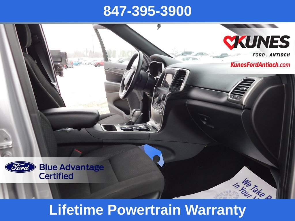 Used 2020 Jeep Grand Cherokee Laredo image 14