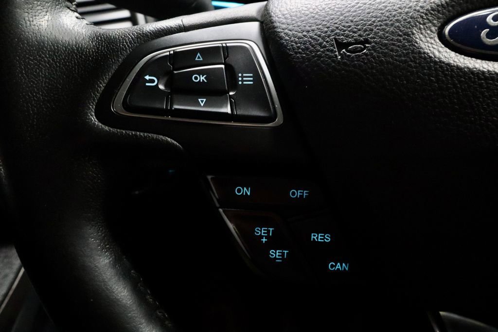 Certified 2019 Ford EcoSport SE image 26