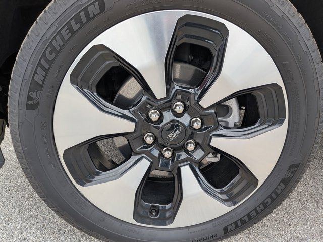 Certified 2025 Ford F150 Lightning Platinum AWD/4WD image 10