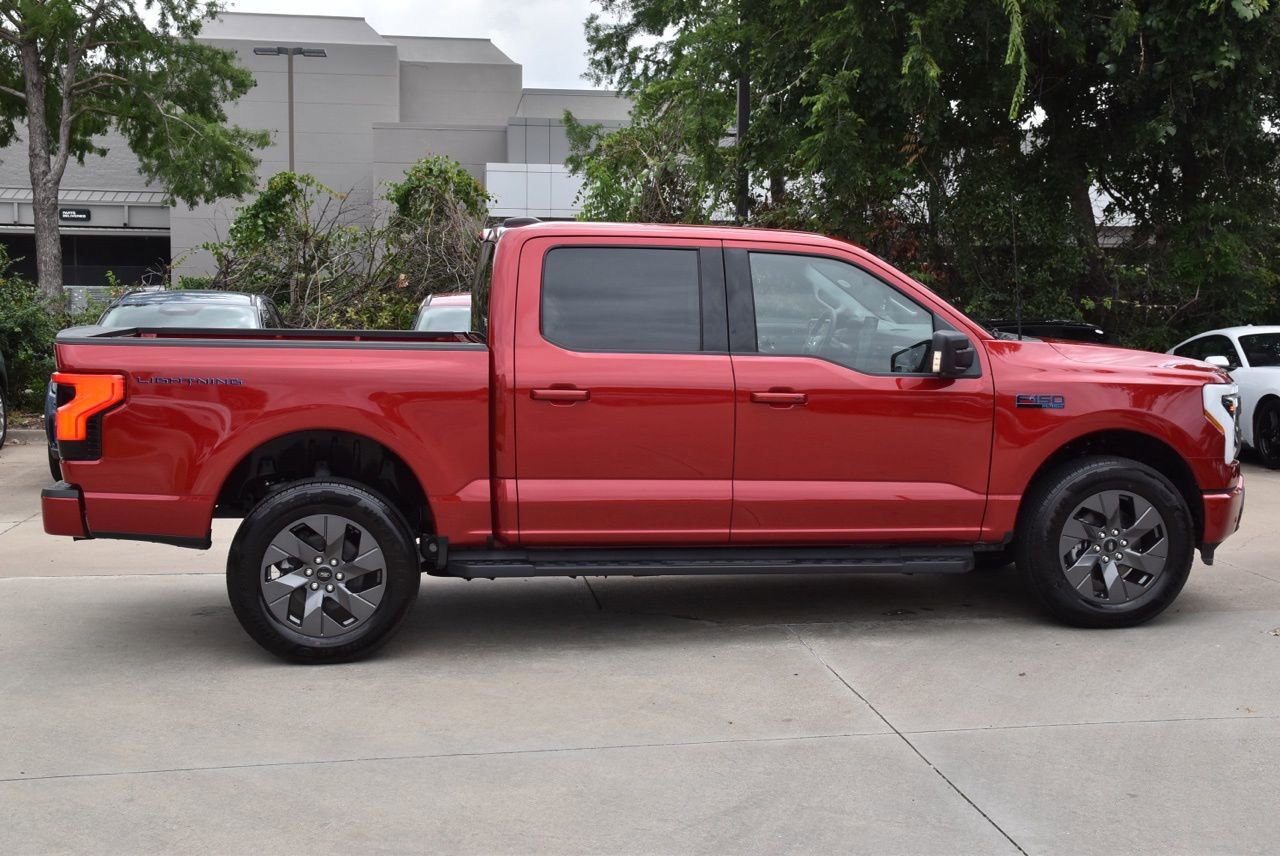 Certified 2025 Ford F150 Lightning Flash AWD/4WD image 6