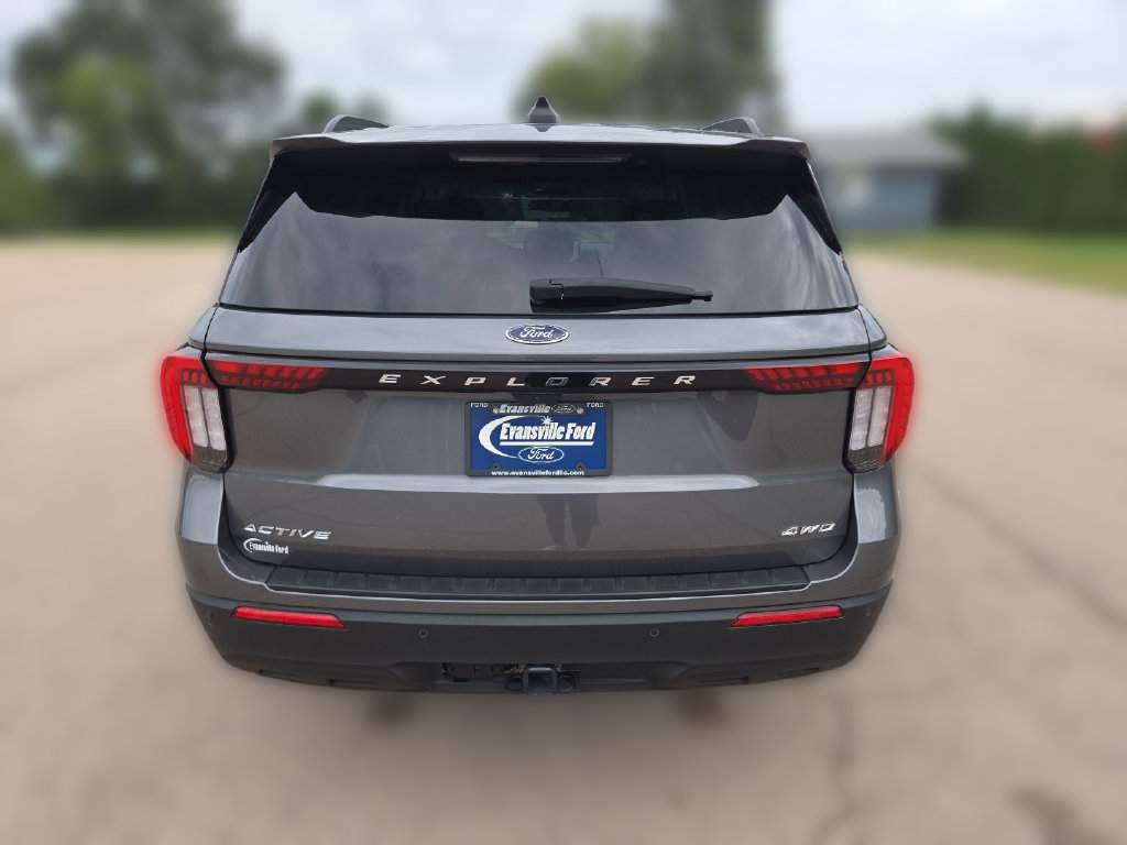 Certified 2025 Ford Explorer Active AWD/4WD image 4