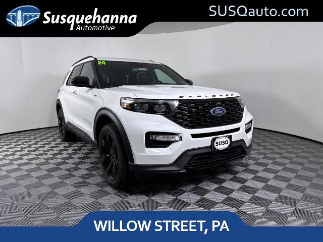 Certified 2024 Ford Explorer ST-Line w/ Class IV Trailer Tow Package