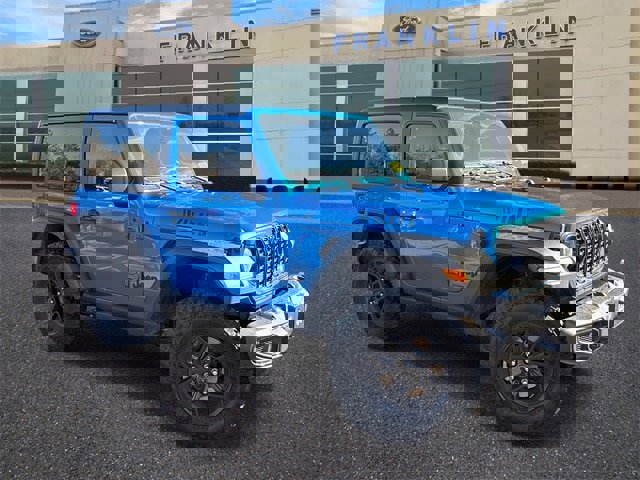 Used 2024 Jeep Wrangler Willys image 7