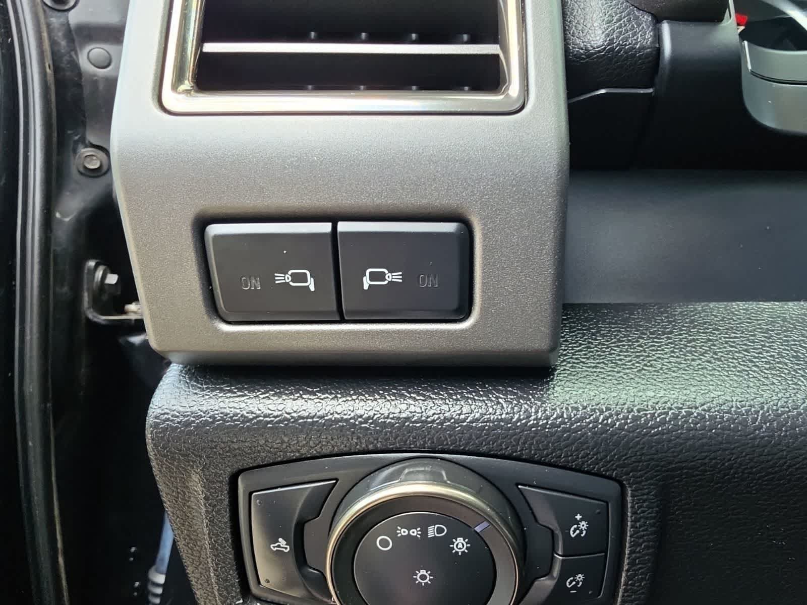 Certified 2019 Ford F150 Raptor w/ Equipment Group 802A Luxury AWD/4WD image 24
