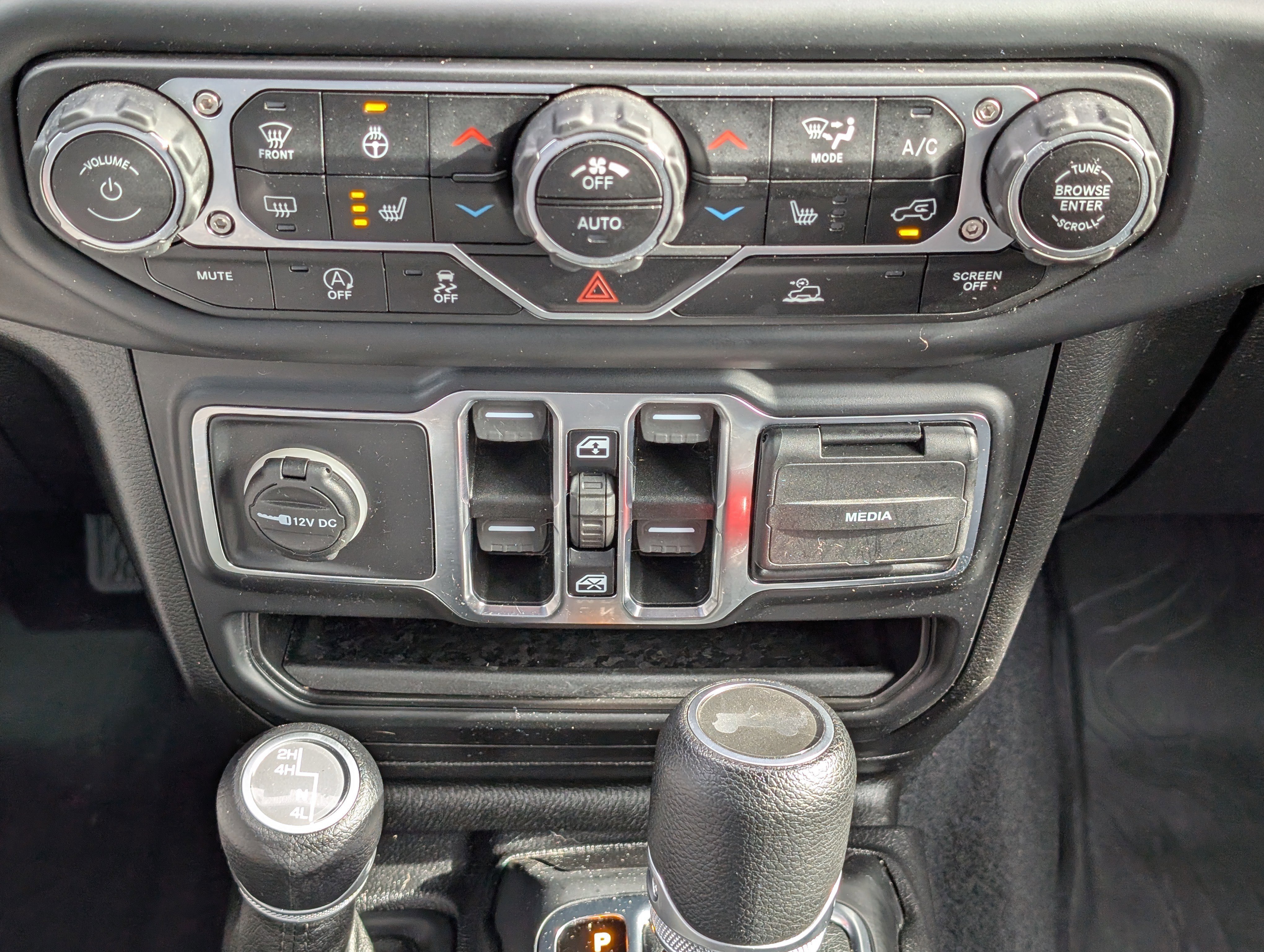 Used 2021 Jeep Wrangler Unlimited Willys image 24