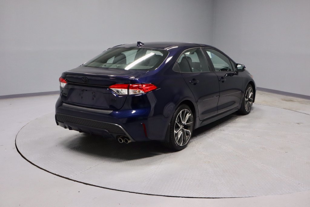Used 2022 Toyota Corolla SE w/ SE Premium Package FWD image 10