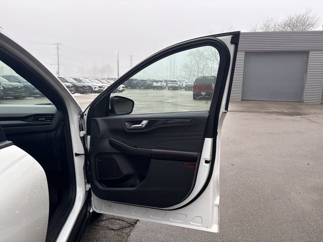 Certified 2024 Ford Escape ST-Line Select image 26