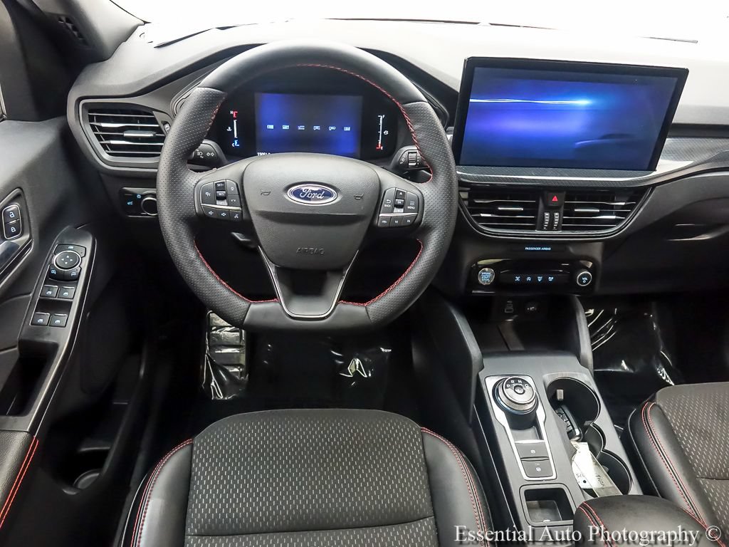 Certified 2024 Ford Escape ST-Line w/ Tech Pack #1 AWD/4WD image 14