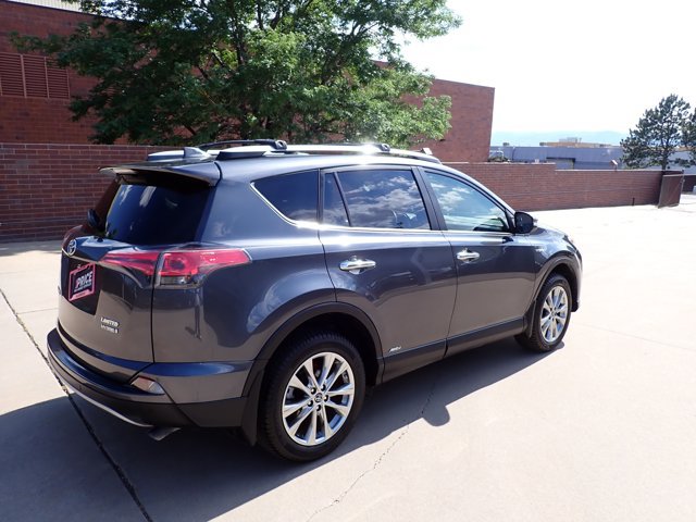 Used 2018 Toyota RAV4 Limited w/ Advanced Technology Package AWD/4WD video 4