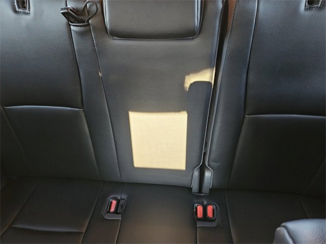 Used 2022 Toyota Highlander XLE image 13