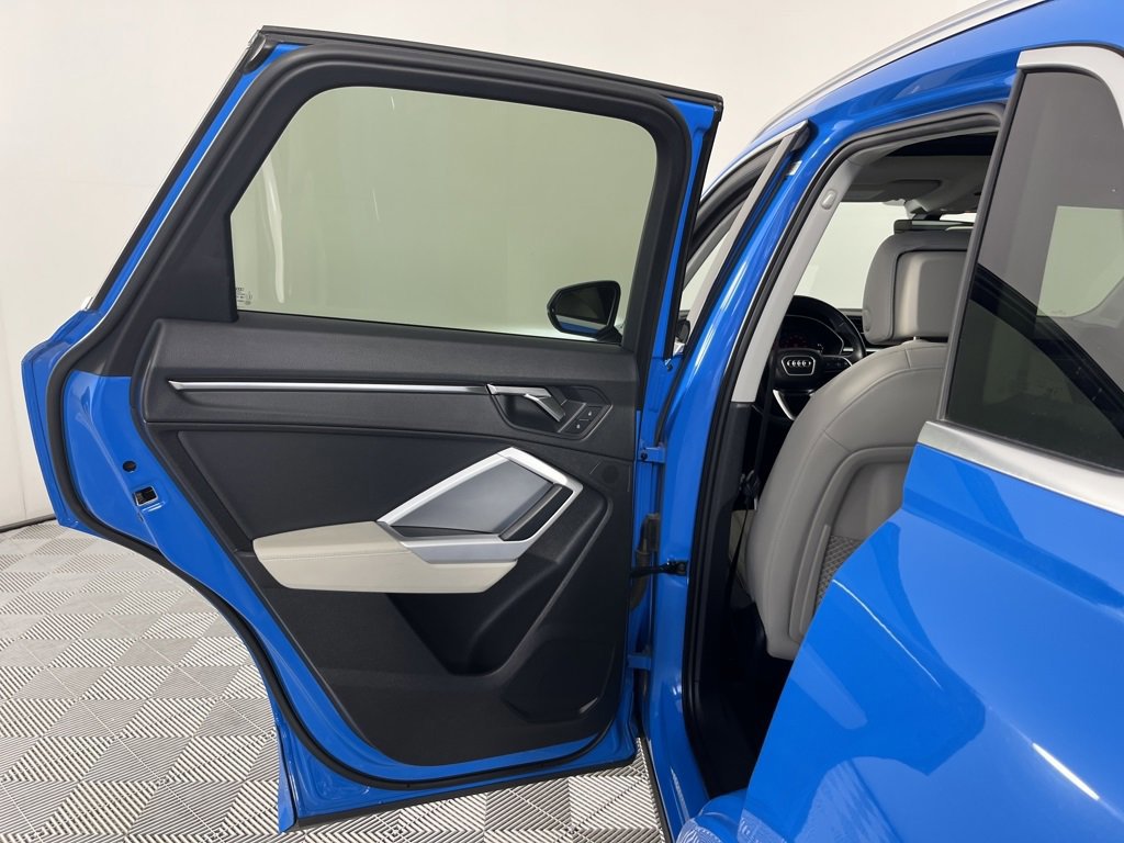 Used 2022 Audi Q3 2.0T Premium image 12