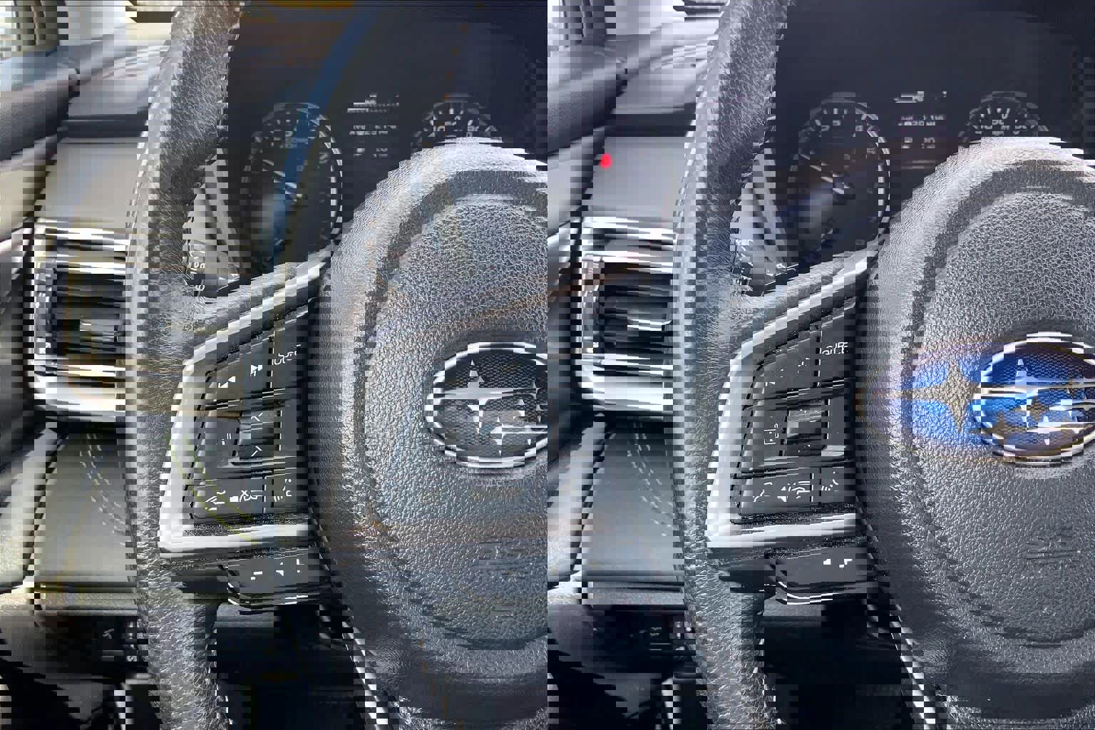 Used 2023 Subaru Outback Onyx Edition image 23