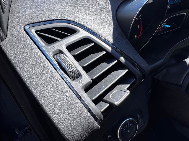 Certified 2019 Ford Escape Titanium AWD/4WD image 16