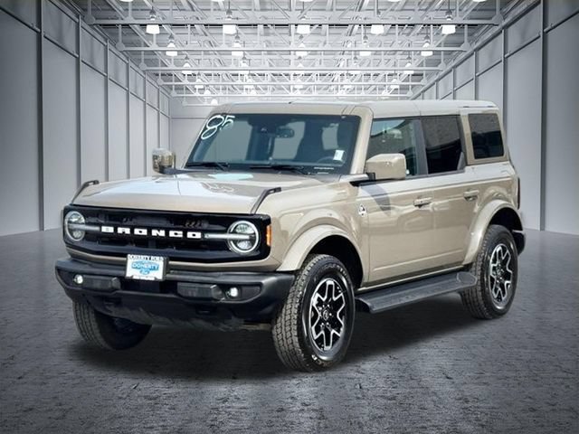 Certified 2025 Ford Bronco Outer Banks AWD/4WD image 6