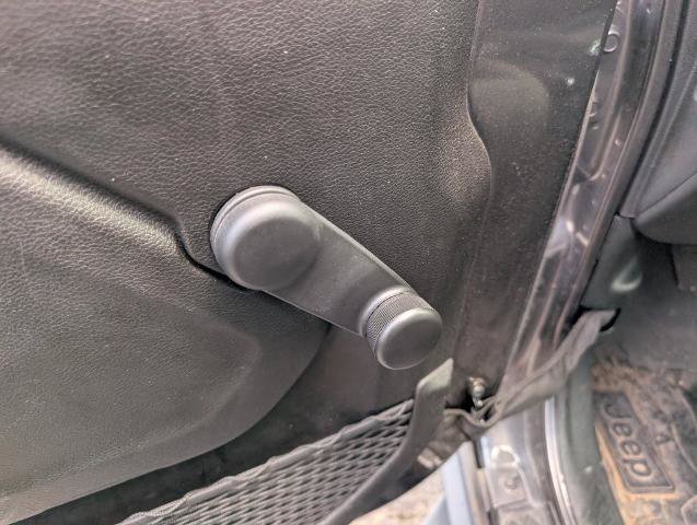 Used 2024 Jeep Gladiator Sport AWD/4WD image 10