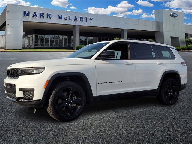 Used 2023 Jeep Grand Cherokee L Laredo image 7