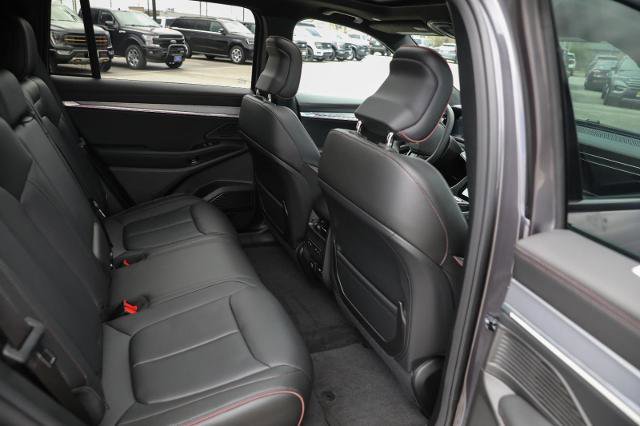 Used 2024 Jeep Wagoneer Launch Edition AWD/4WD image 33