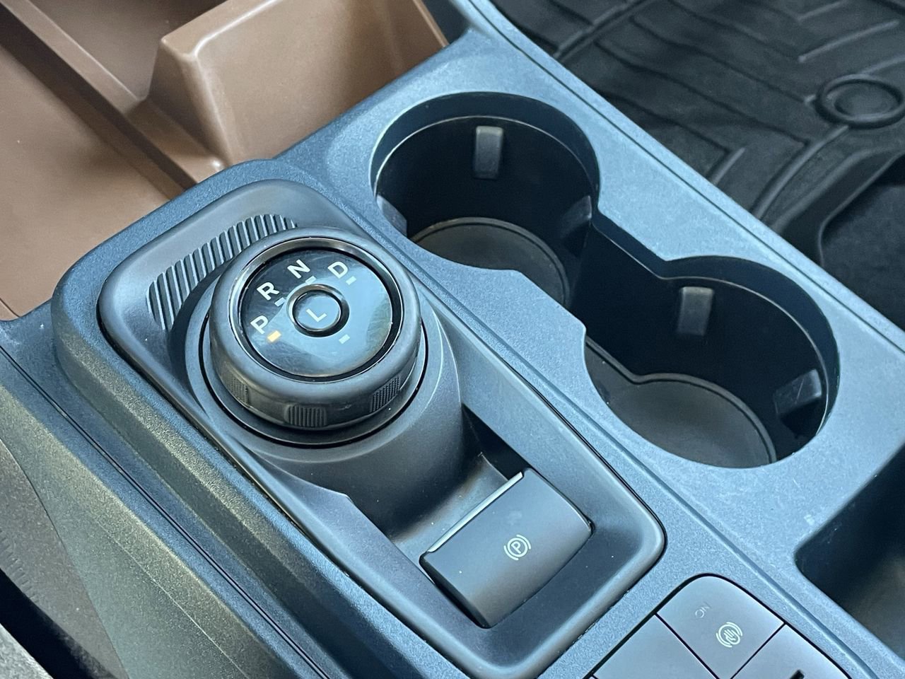 Certified 2023 Ford Maverick Lariat image 39