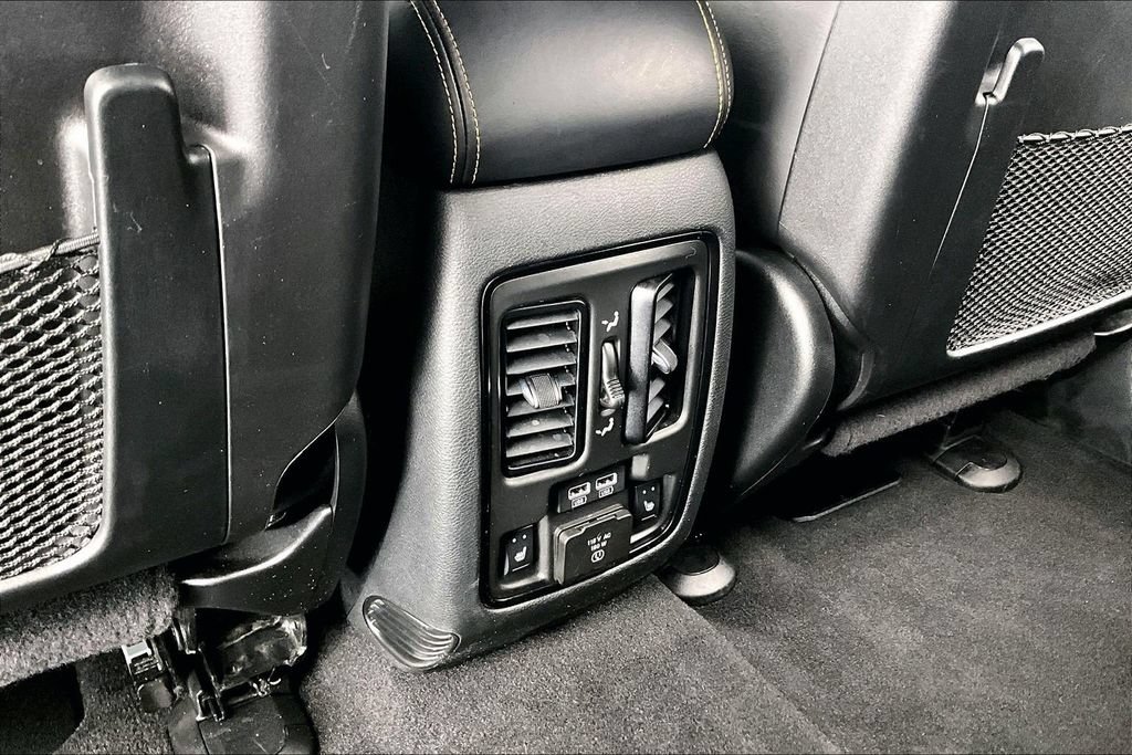 Used 2023 Dodge Durango R/T AWD/4WD image 34
