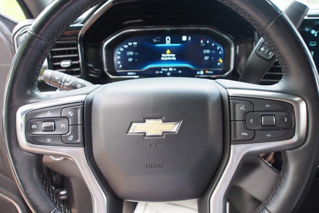 Used 2023 Chevrolet Silverado 1500 LT AWD/4WD image 21