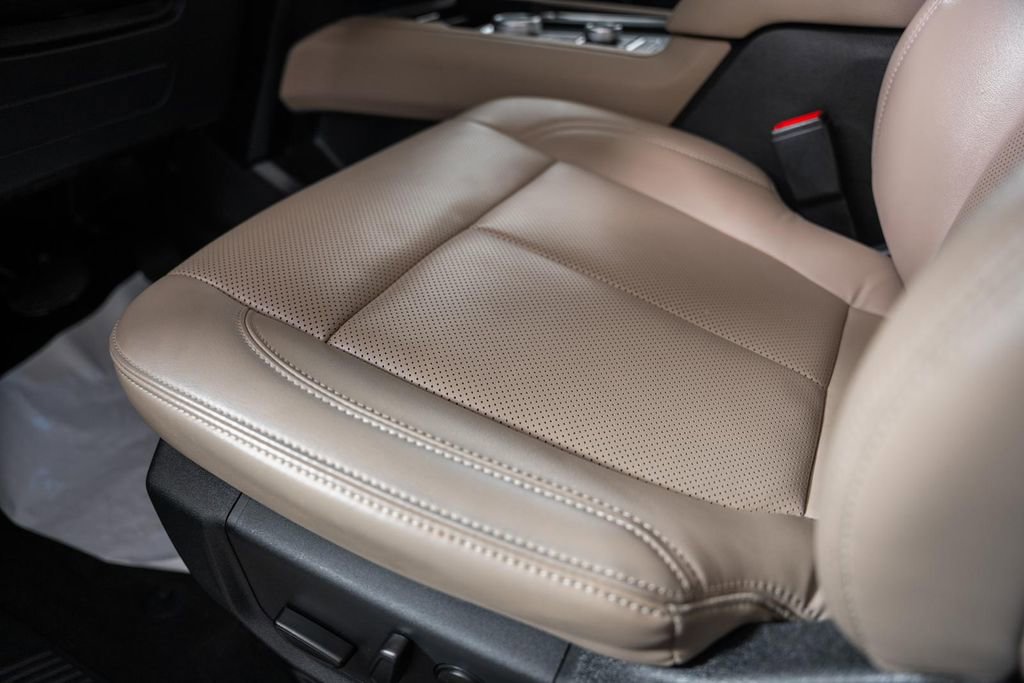 Certified 2023 Ford Expedition Max XLT image 43