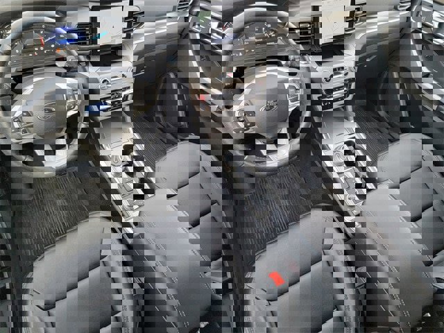 Certified 2022 Ford Explorer XLT w/ Equipment Group 202A image 39