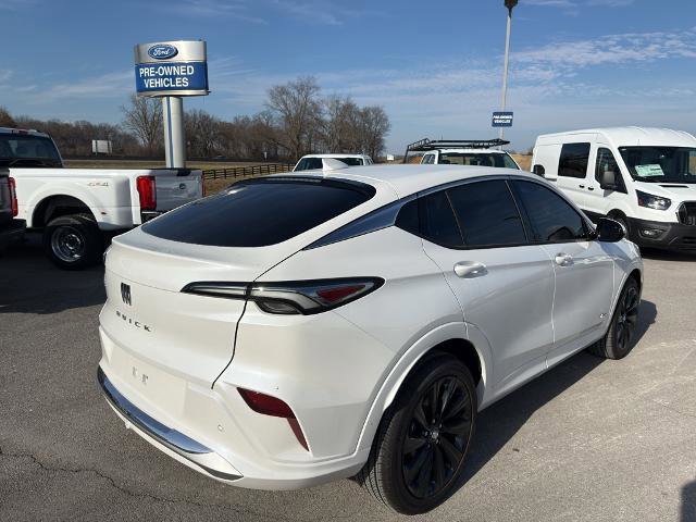 Used 2025 Buick Envista Avenir image 3