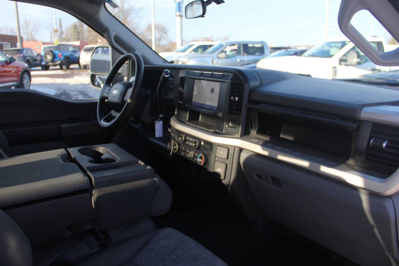 Certified 2024 Ford F250 XLT image 24