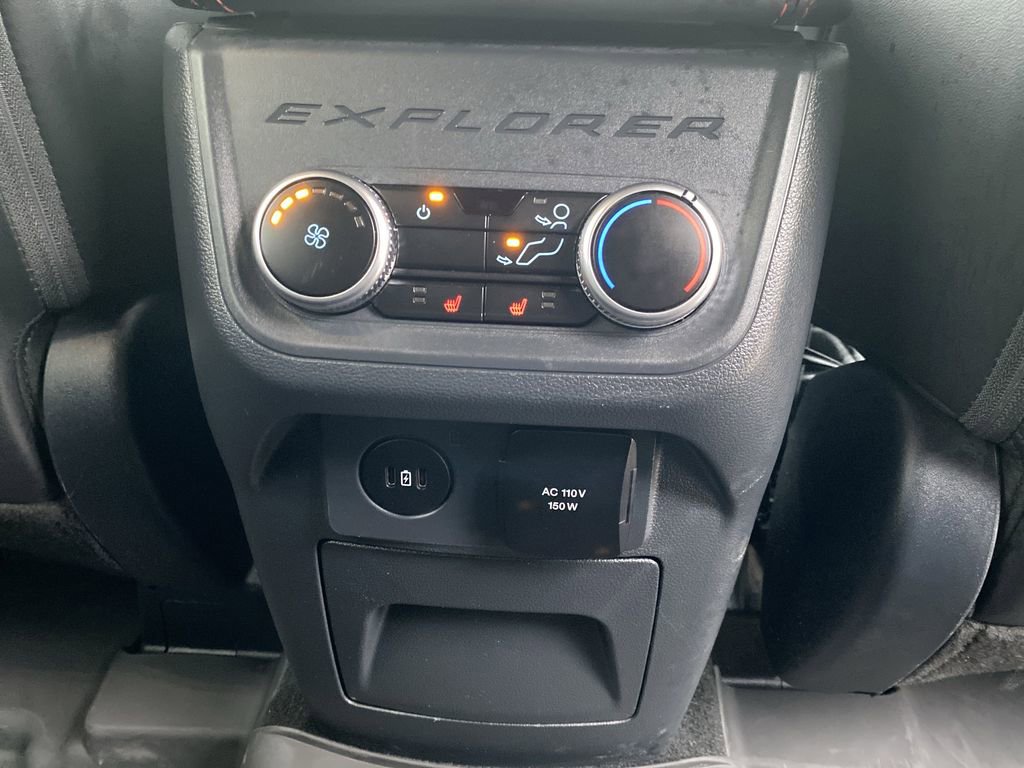 Certified 2025 Ford Explorer ST-Line w/ Premium Package image 45