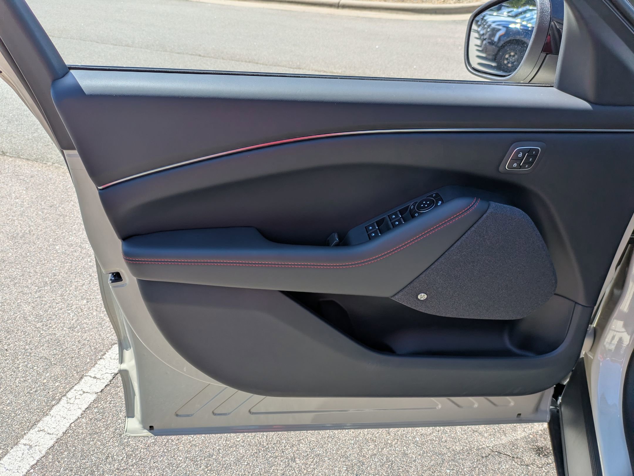 Certified 2025 Ford Mustang Mach-E Premium w/ Sport Appearance Package AWD/4WD image 16